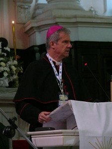 Arzobispo de Montreal exhorta a pronunciarse contra la ley que aprobará la eutanasia.